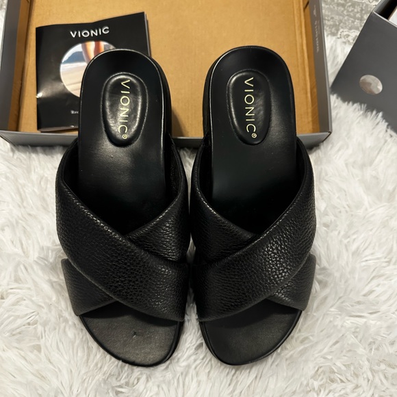 Vionic Vesta platform sandals sz 9.5 Sold out online excellent used condition - Picture 5 of 11